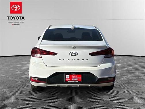2019 Hyundai ELANTRA SEL
