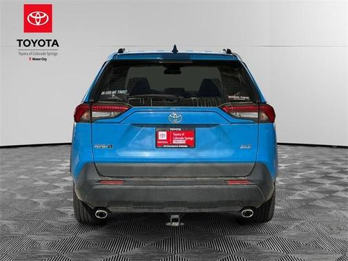 2020 Toyota RAV4 XLE