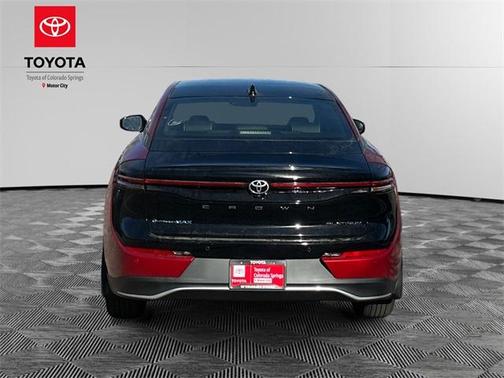 2026 Toyota Crown Platinum