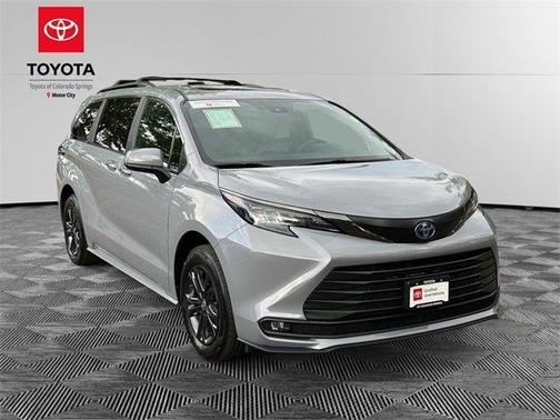 2024 Toyota Sienna Woodland Edition