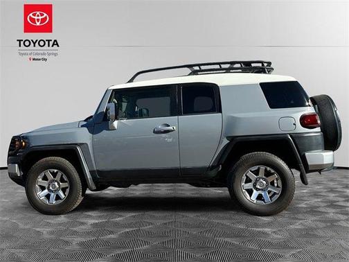 2014 Toyota FJ Cruiser Base
