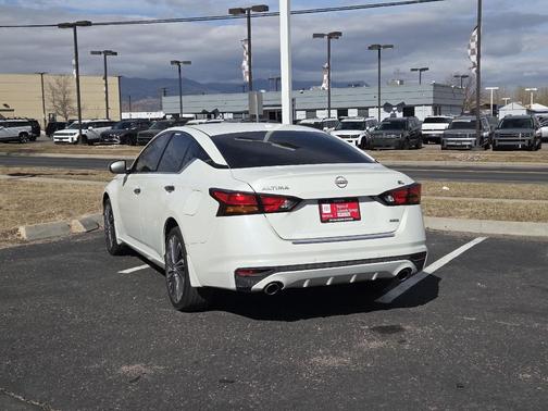 2023 Nissan Altima 2.5 SL