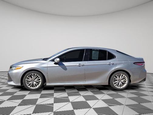 2018 Toyota Camry XLE