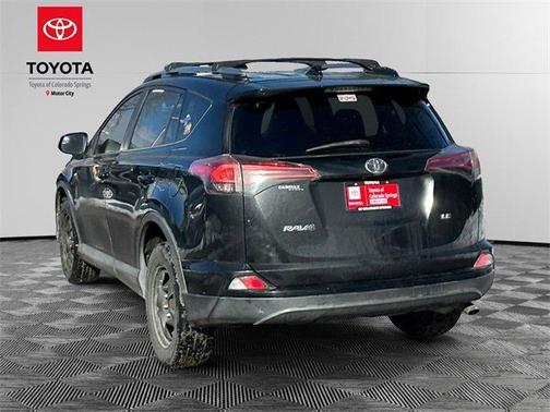 2017 Toyota RAV4 LE