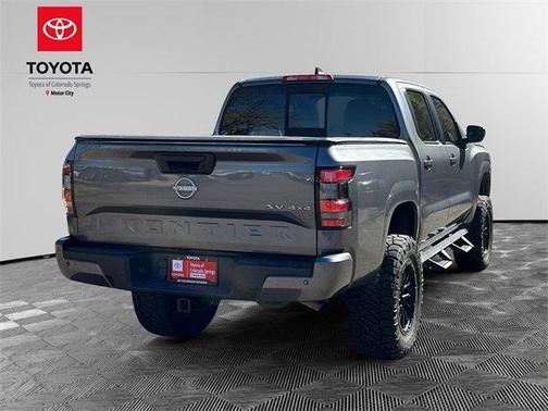 2022 Nissan Frontier SV