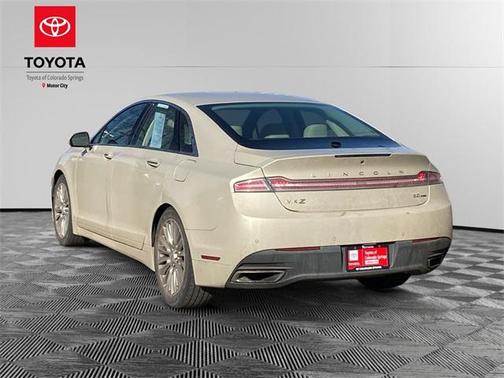 2015 Lincoln MKZ Base