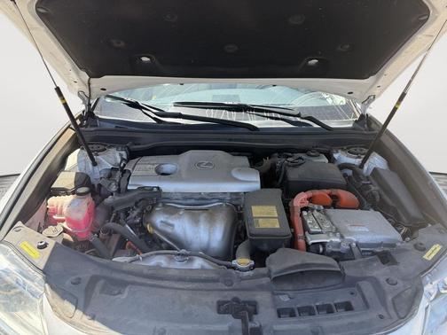 Millennium Silver 2001 Lexus ES 300 Base