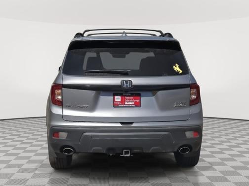 Lunar Silver Metallic 2019 Honda Passport Elite