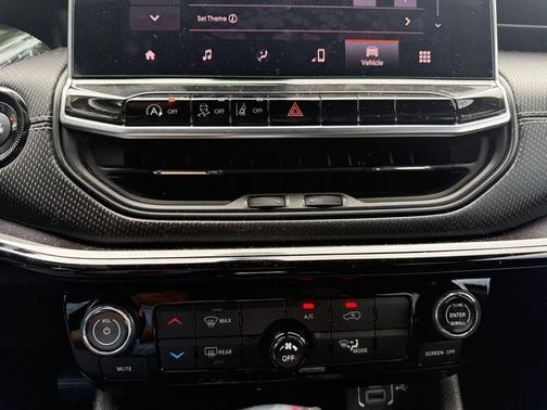 Redline Pearlcoat 2023 Jeep Compass Latitude