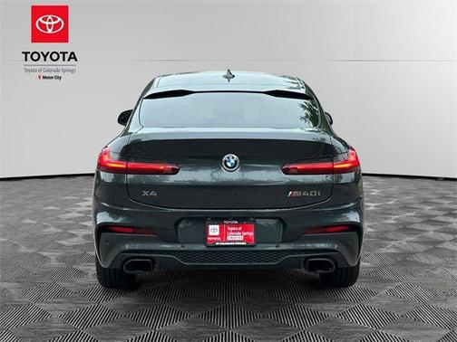 2021 BMW X4 M40i