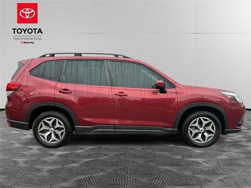 2023 Subaru Forester Premium