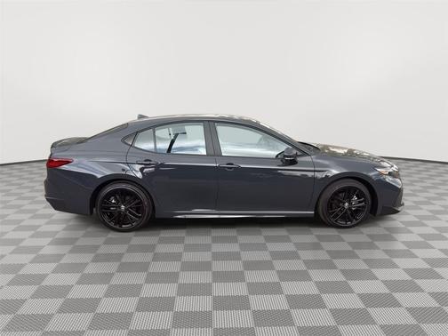 Underground 2026 Toyota Camry SE