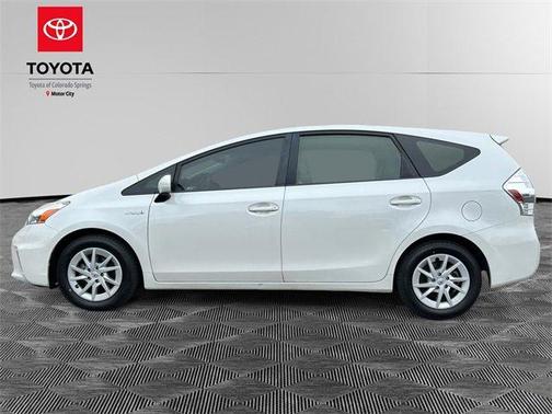 2014 Toyota Prius v Three