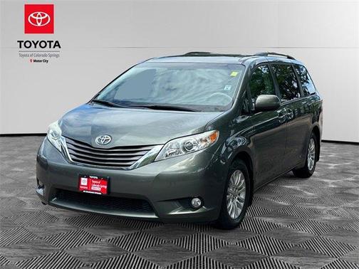 2013 Toyota Sienna XLE