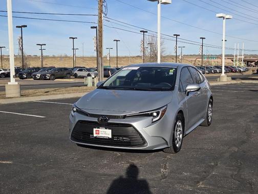 2026 Toyota Corolla Hybrid LE