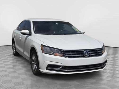 2017 Volkswagen Passat 1.8T S