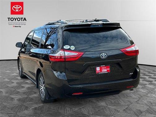 2019 Toyota Sienna L