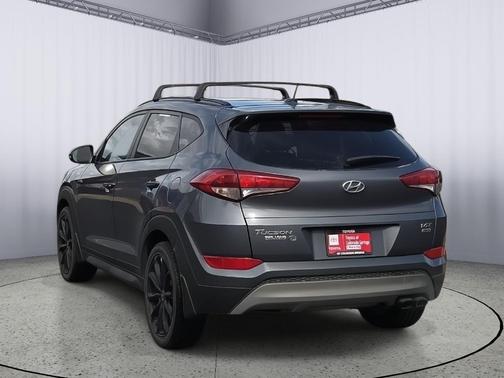 2017 Hyundai TUCSON Night