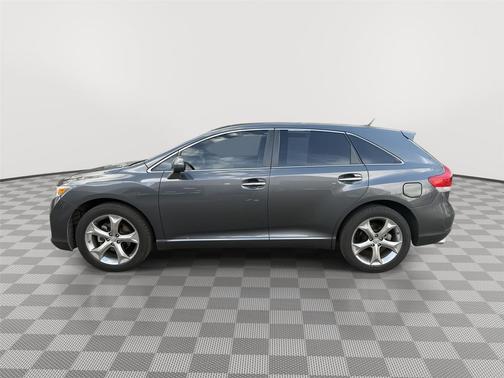 Magnetic Gray Metallic 2010 Toyota Venza Base
