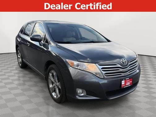Magnetic Gray Metallic 2010 Toyota Venza Base