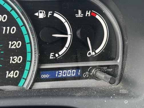 Magnetic Gray Metallic 2010 Toyota Venza Base