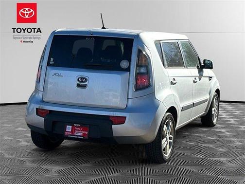 2011 Kia Soul +