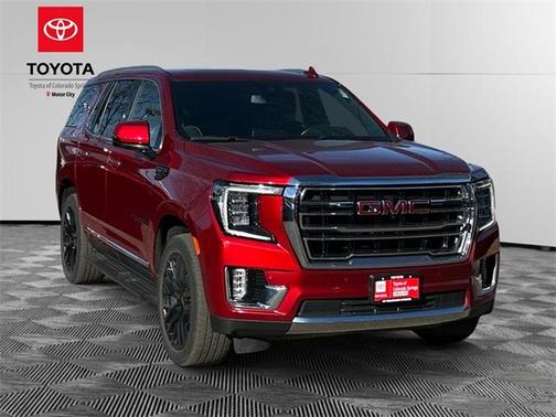 2023 GMC Yukon SLT