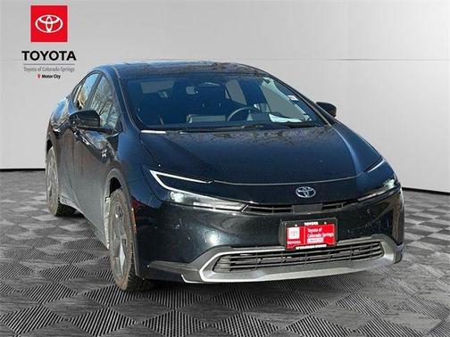 2025 Toyota Prius Plug-In Hybrid SE