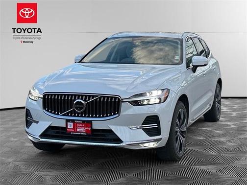 2023 Volvo XC60 B5 Plus Bright Theme