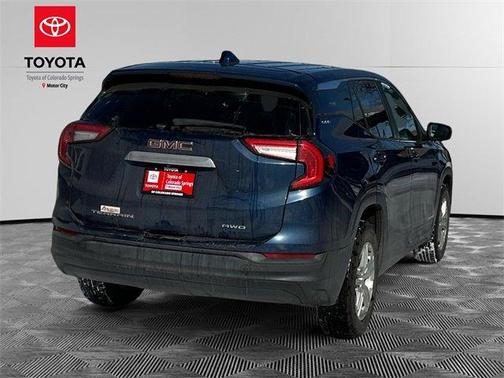 2022 GMC Terrain SLE