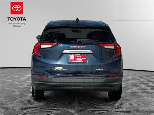 2022 GMC Terrain SLE