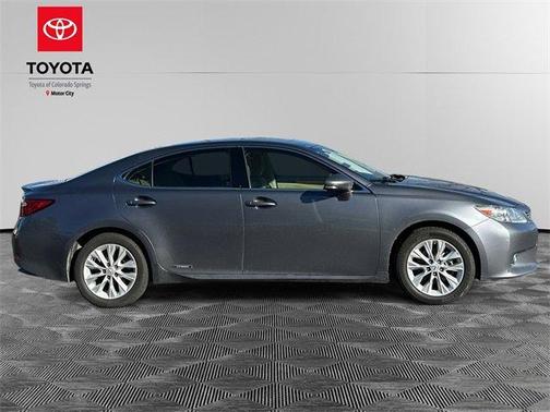 2014 Lexus ES 300h Base