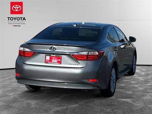 2014 Lexus ES 300h Base