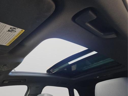 2022 Audi Q3 45 S line Premium