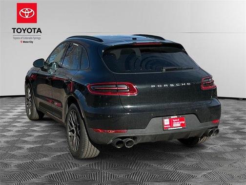 2018 Porsche Macan Base