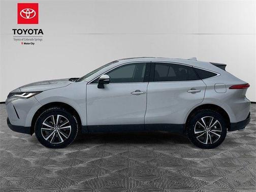 2023 Toyota Venza LE