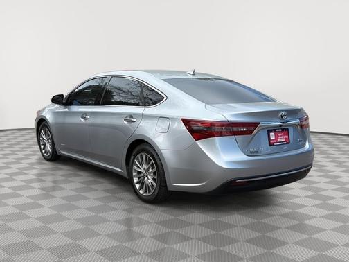 Celestial Silver Metallic 2016 Toyota Avalon Hybrid Limited