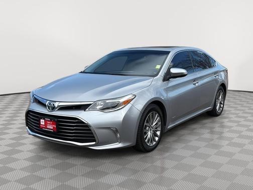Celestial Silver Metallic 2016 Toyota Avalon Hybrid Limited