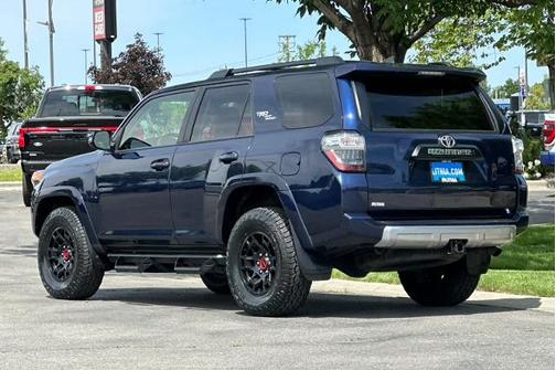 2022 Toyota 4Runner TRD OFF ROAD PREMIUM