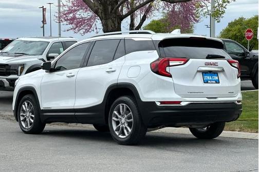2022 GMC Terrain SLT