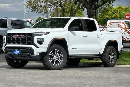 2023 GMC Canyon AT4