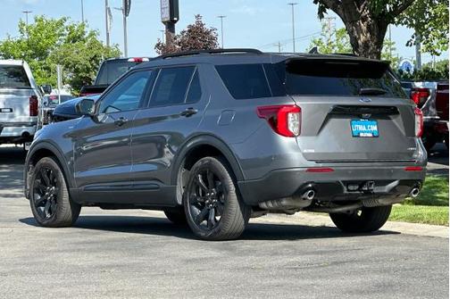 2024 Ford Explorer ST-LINE