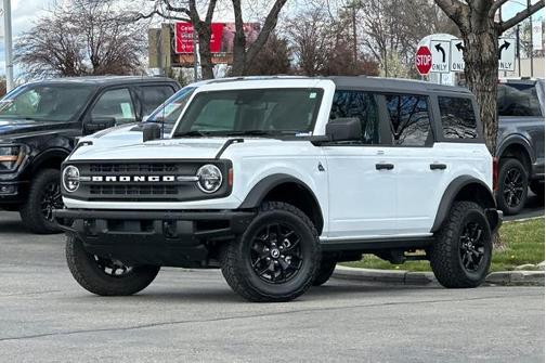 2022 Ford Bronco BLACK DIAMOND