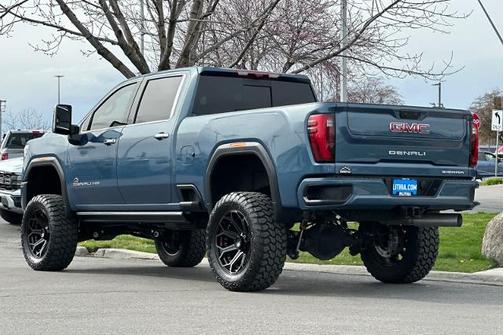 2024 GMC Sierra 1500 DENALI