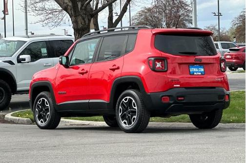 2016 Jeep Renegade TRAILHAWK