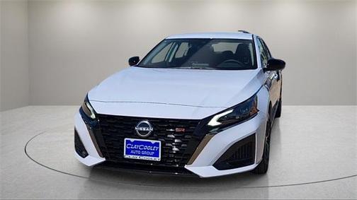 2025 Nissan Altima SR FWD