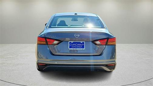 2025 Nissan Altima S FWD