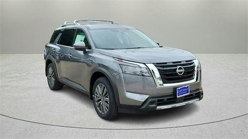 2025 Nissan Pathfinder SL FWD