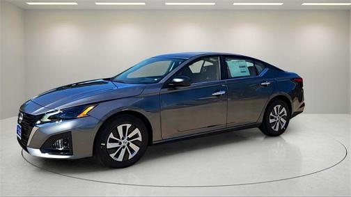 2025 Nissan Altima S FWD