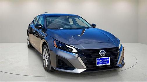 2025 Nissan Altima S FWD